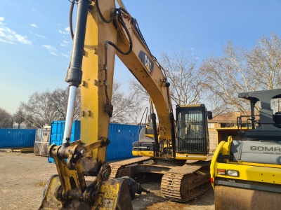 2017 CAT 320D EXCAVATOR